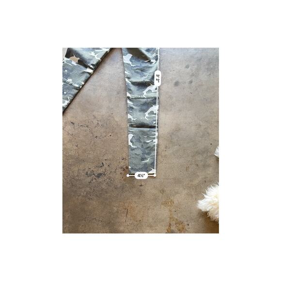 Étienne Marcel Structured Camo Cargo Slim Fit Jeans — Red Zipper Detail Sz. 24 - Picture 8 of 11